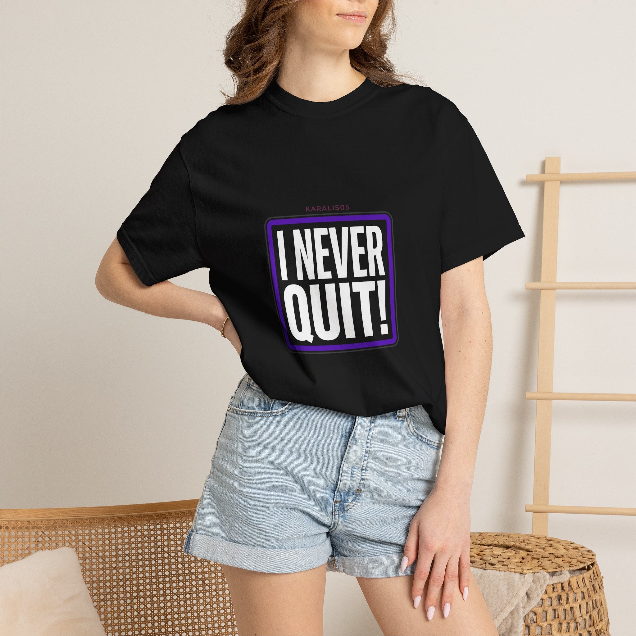 I NEVER QUIT Motivational T-Shirt