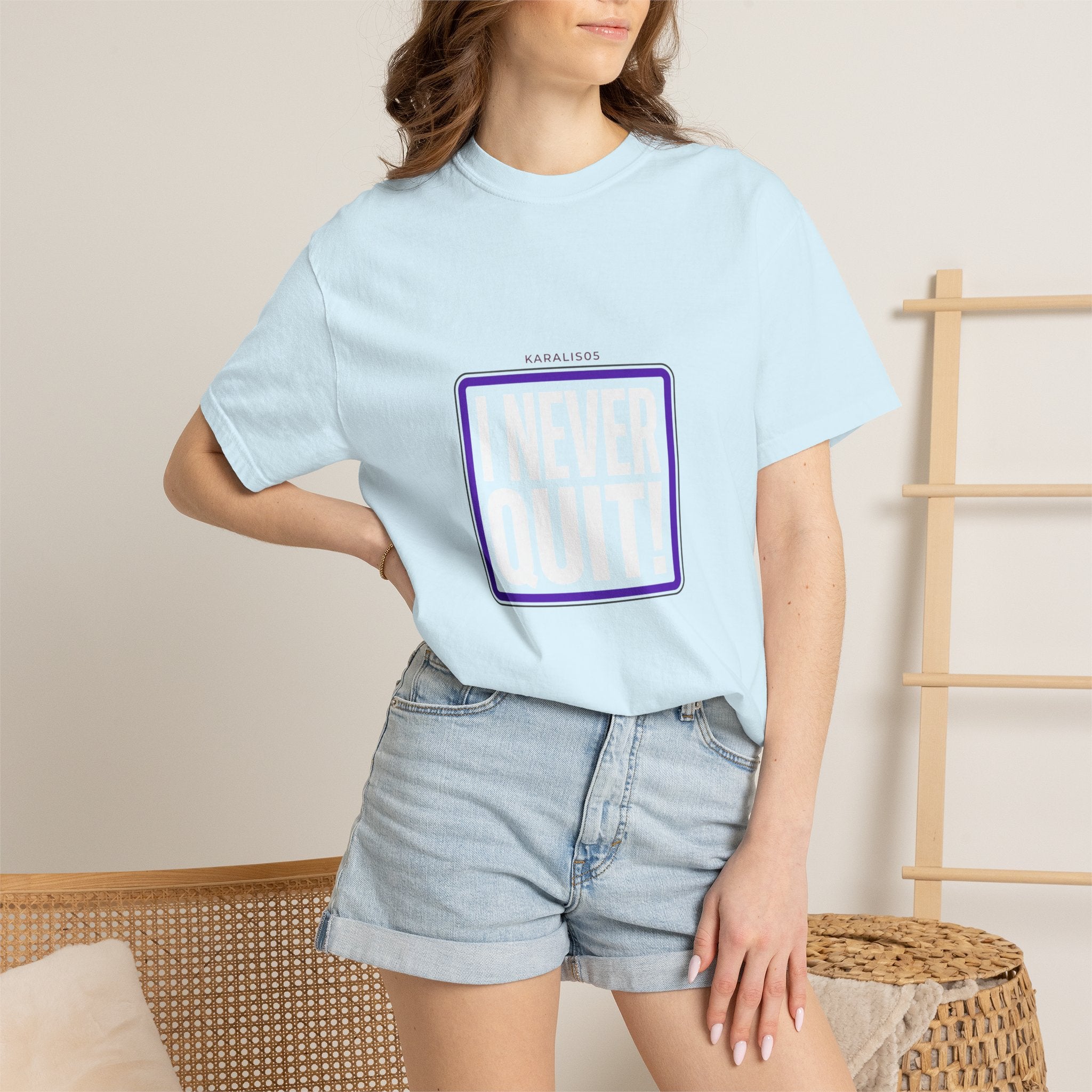 I NEVER QUIT Motivational T-Shirt
